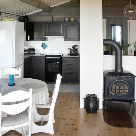 4 Person Holiday In Дом отдыха Молде